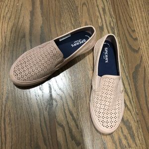 Sperry slip ons in excellent condition. Size 8